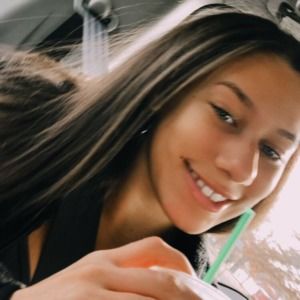 Meet your Posher, Renee